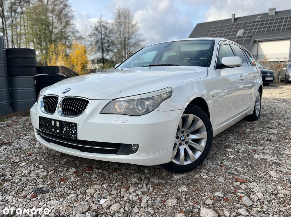 BMW Seria 5 525d - 2