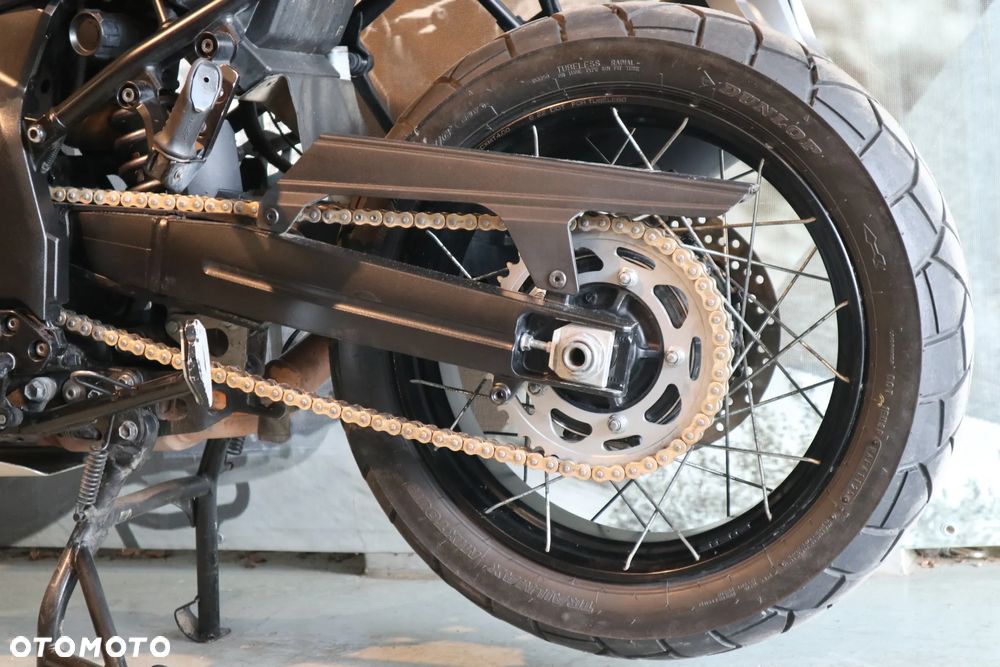 Suzuki V-STROM - 11