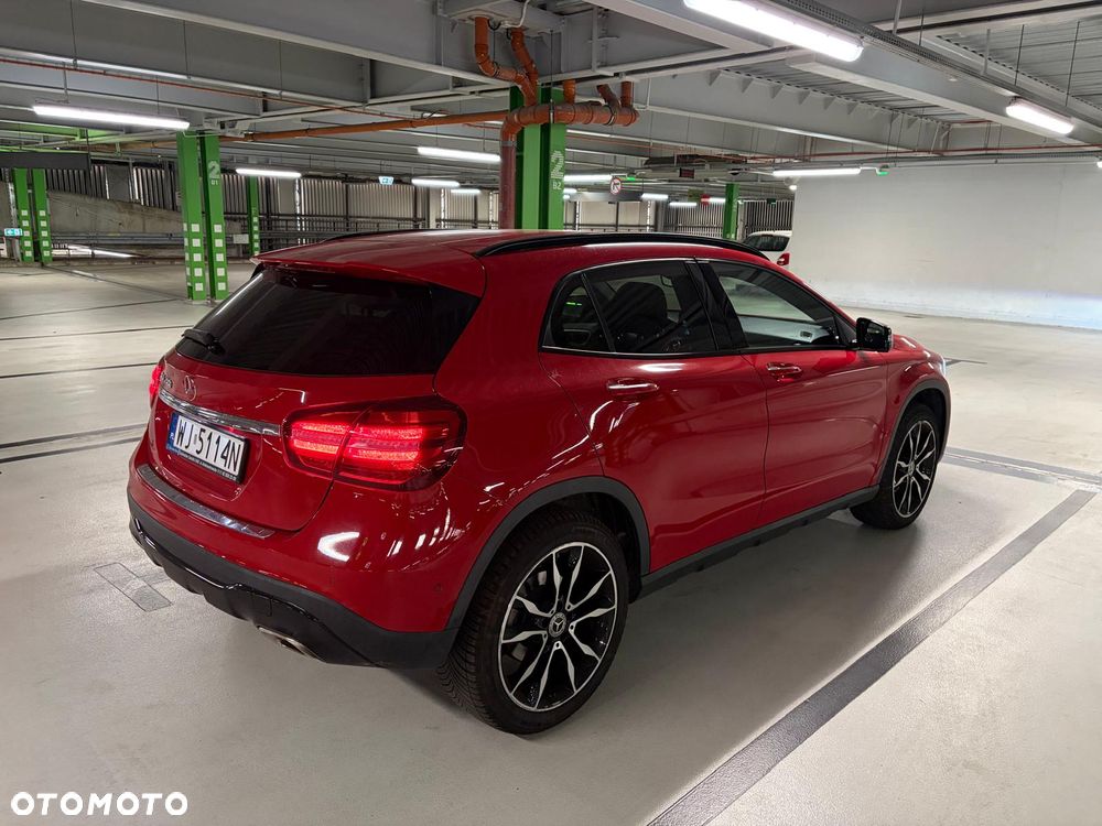 Mercedes-Benz GLA 200 7G-DCT Urban - 7