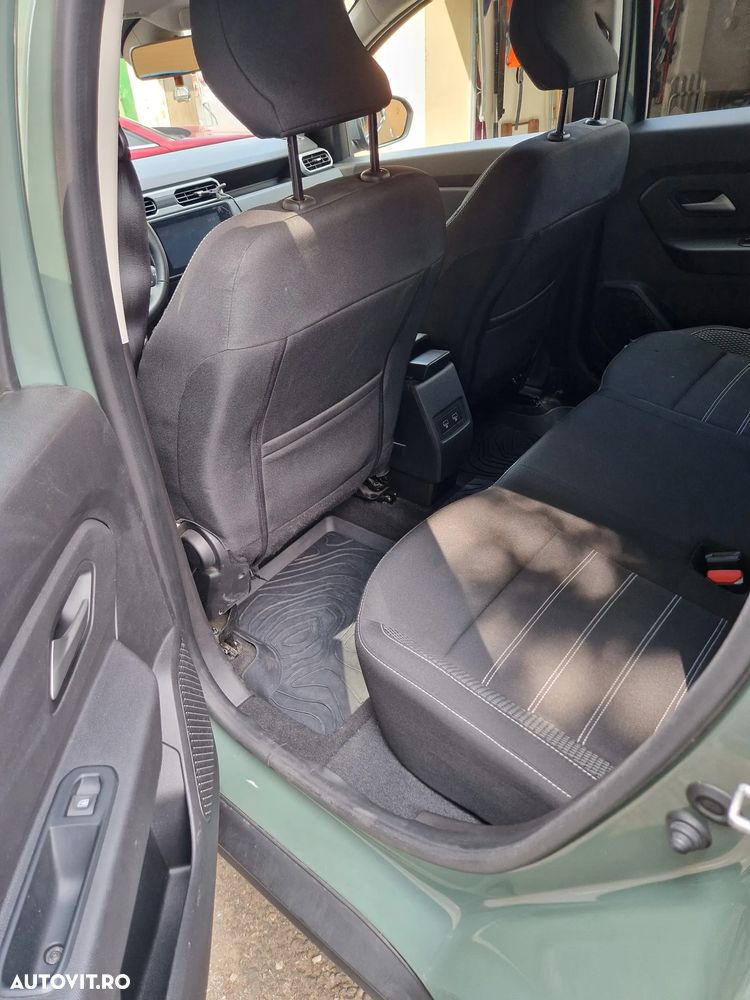 Dacia Duster TCe 150 4X4 Journey+ - 9
