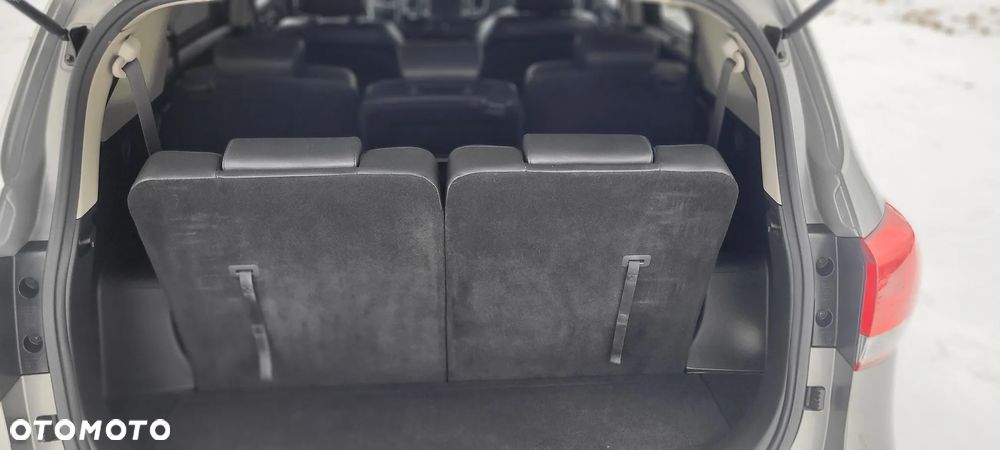 Kia Carens 1.7 CRDi 136 Fifa World Cup Edition - 9