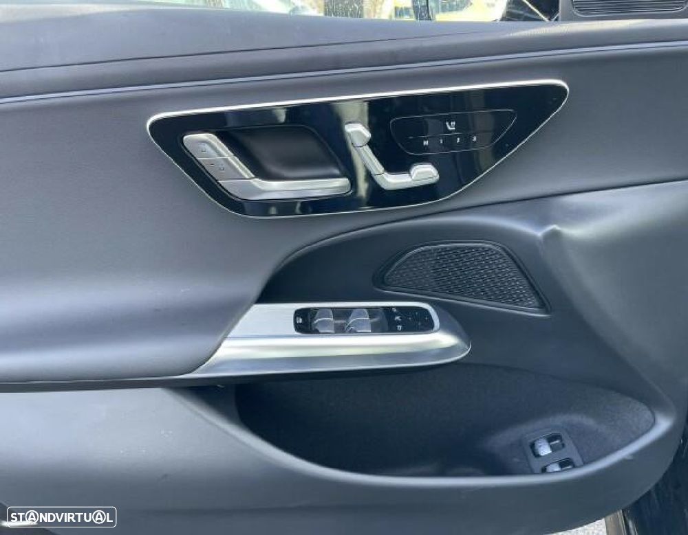 Mercedes-Benz E 300 - 13