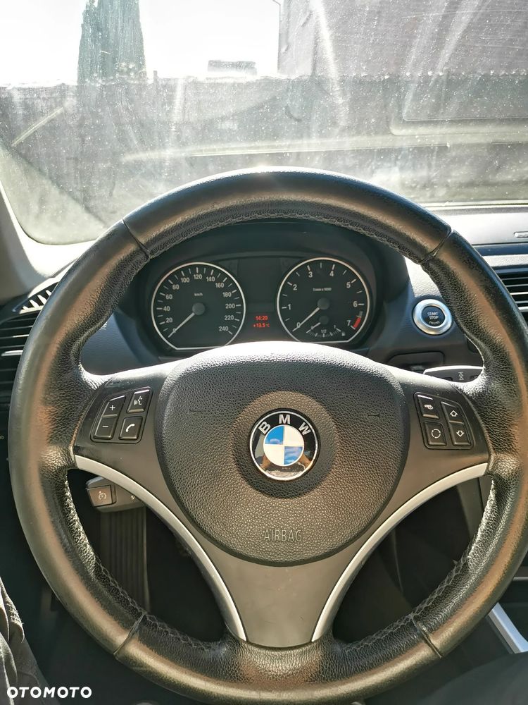 BMW Seria 1 116i - 16