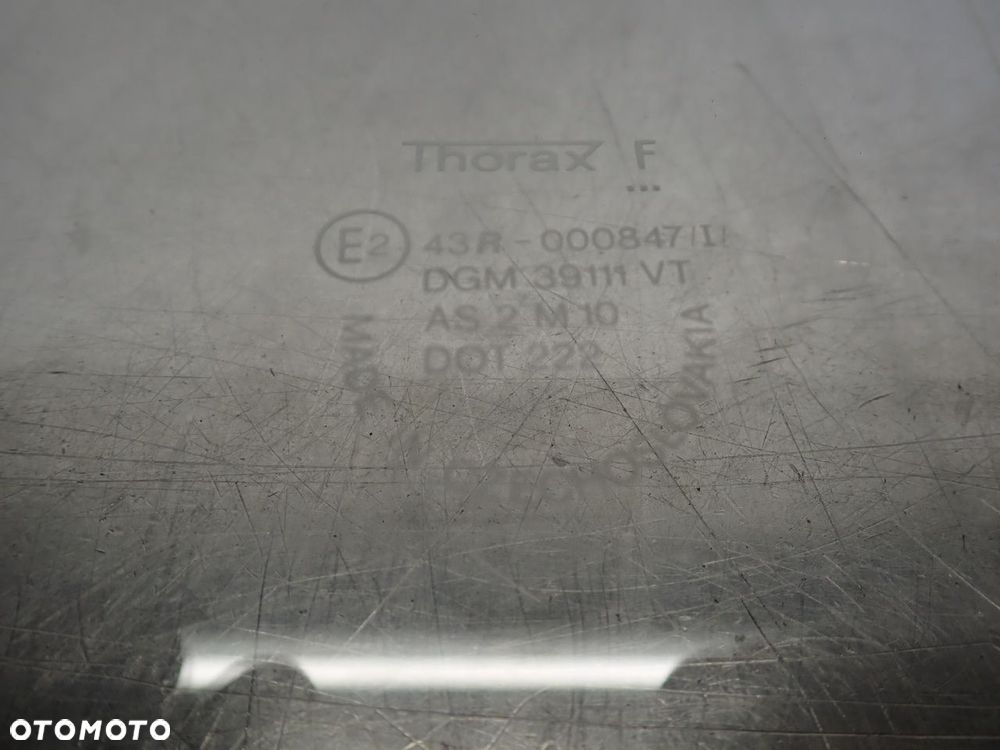 SZYBA BOCZNA LEWA TYLNA DRZWI SKODA FAVORIT - 3