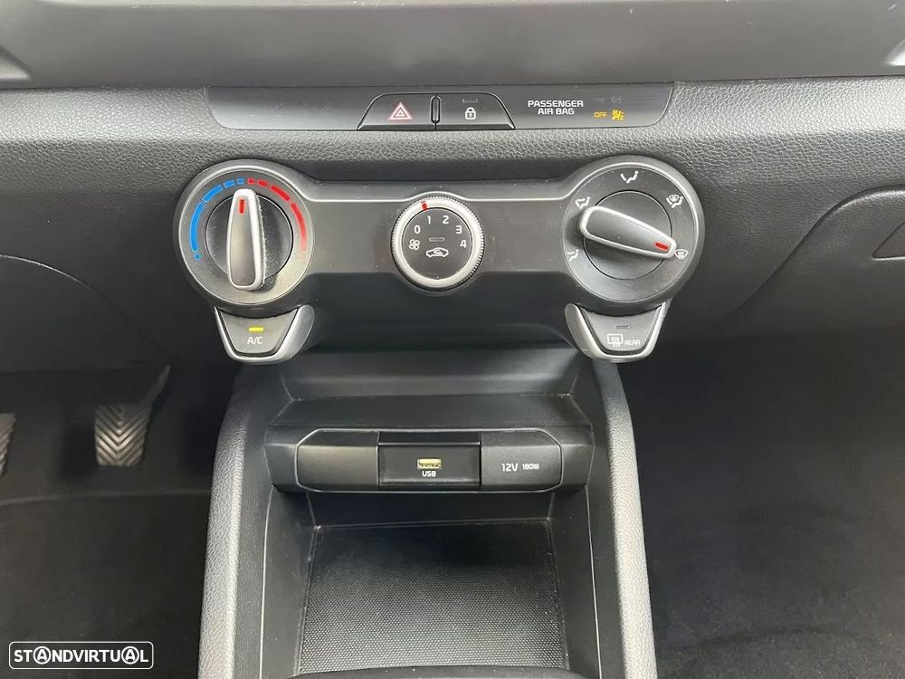 Kia Stonic 1.2 Dynamic - 19