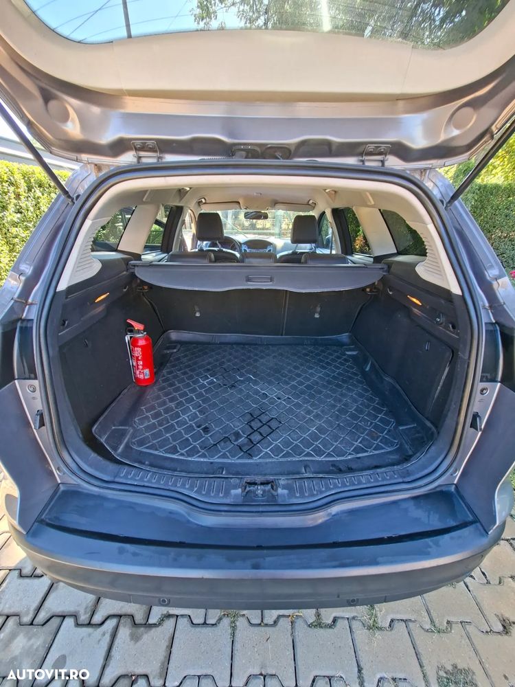 Ford Focus 1.6 TDCI DPF Titanium - 13