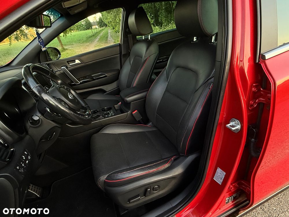 Kia Sportage 2.0 CRDI AWD Eco-Dynamics+ (48V M-H) GT LINE - 17