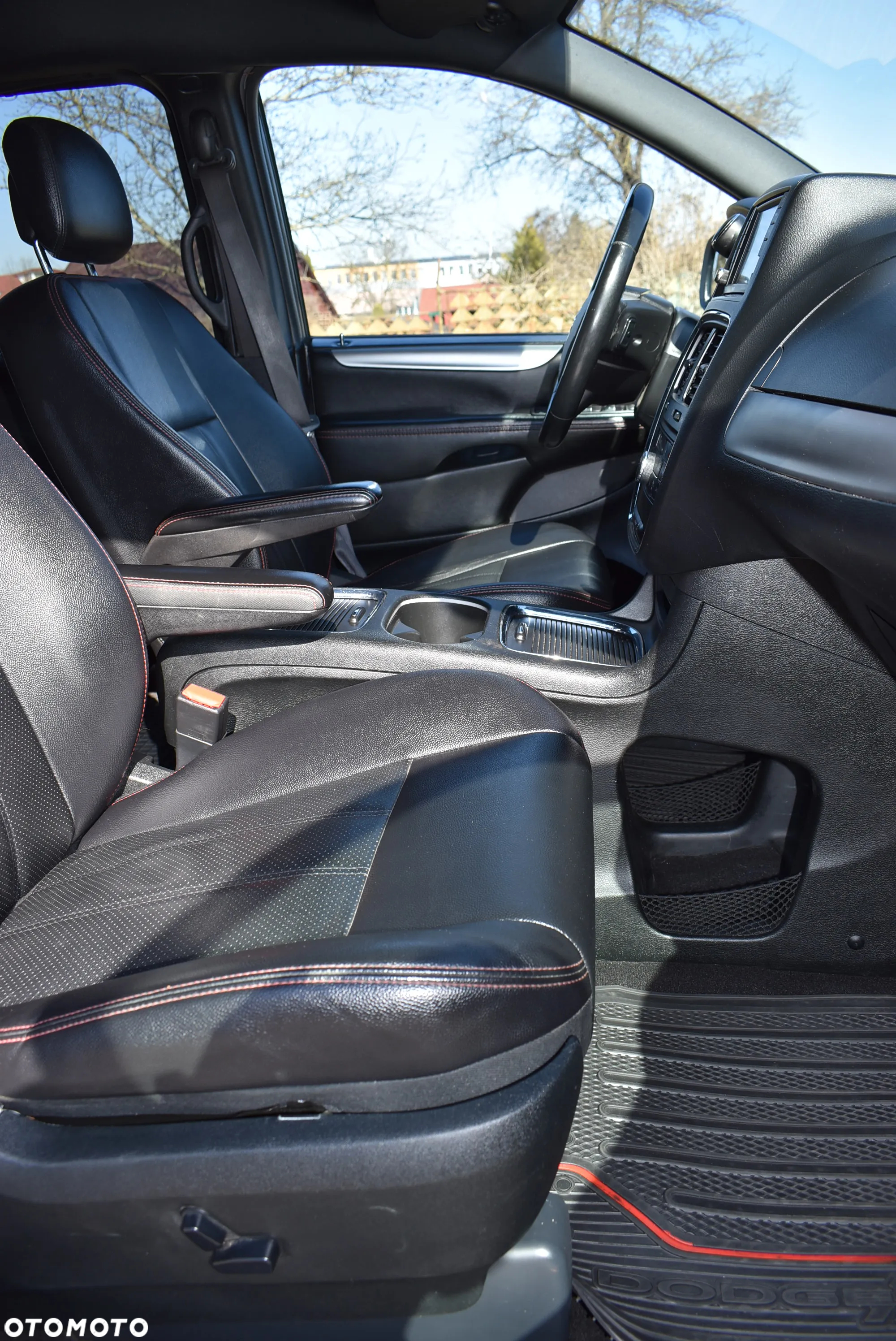 Dodge Grand Caravan 3.6 R/T - 22