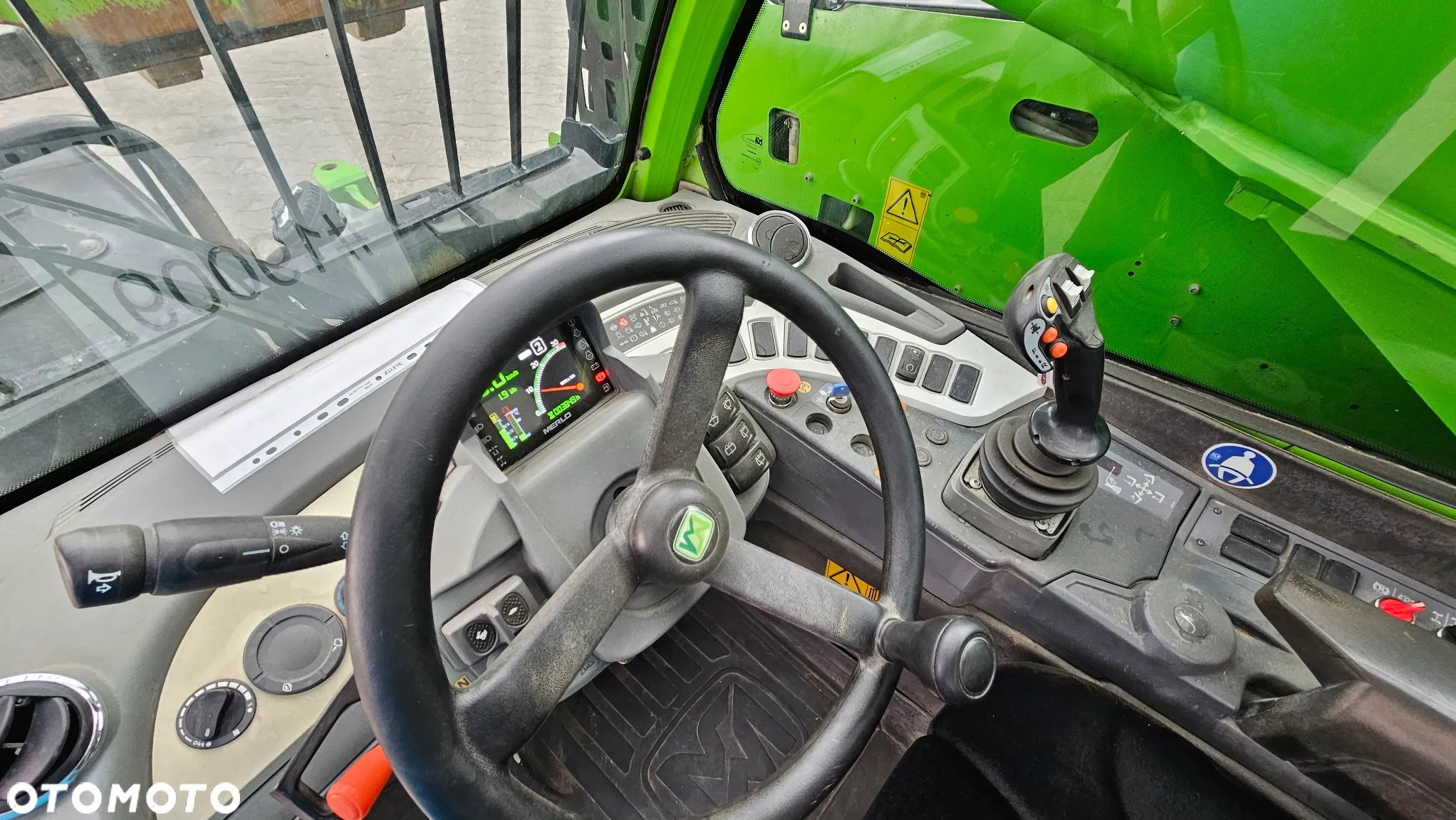 Merlo TF 33.7 - 6