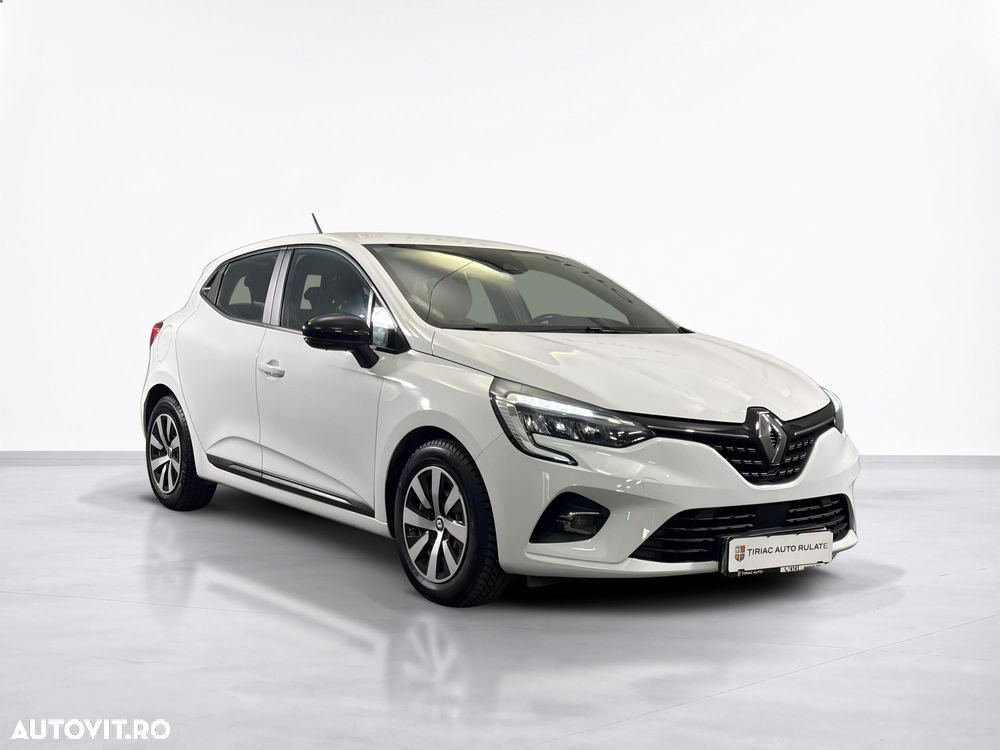Renault Clio - 8