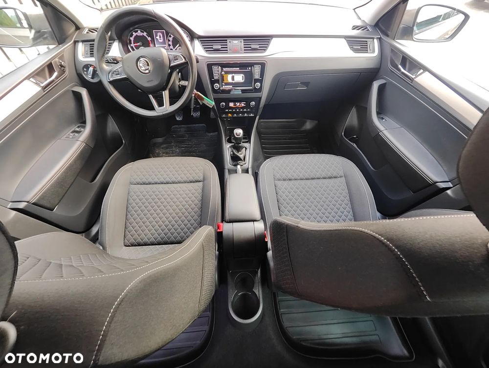 Skoda RAPID Spb 1.0 TSI Drive - 17