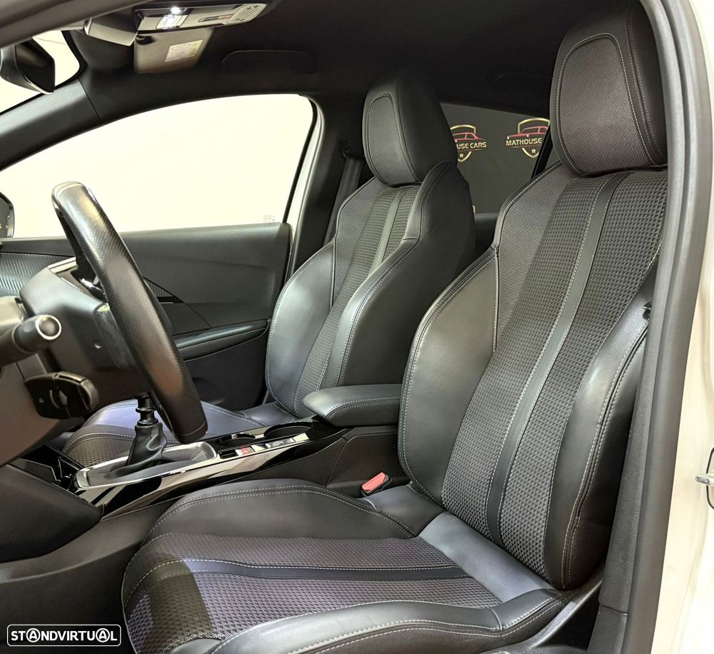 Peugeot 208 1.2 PureTech GT Line - 10