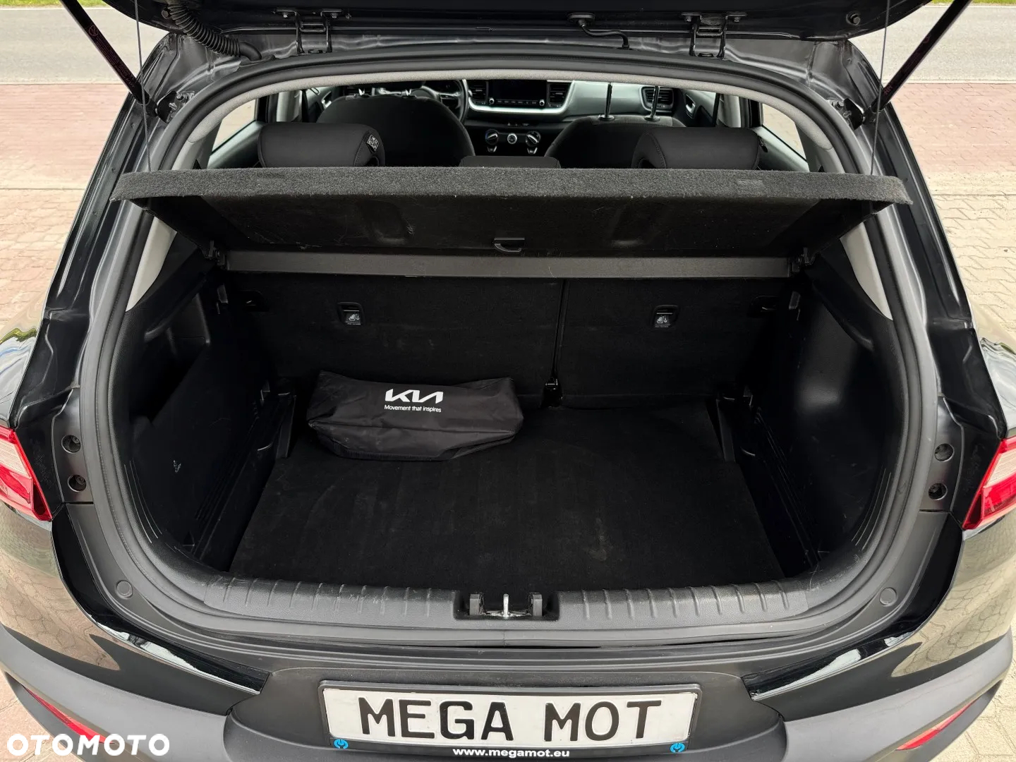 Kia Stonic 1.2 M - 11