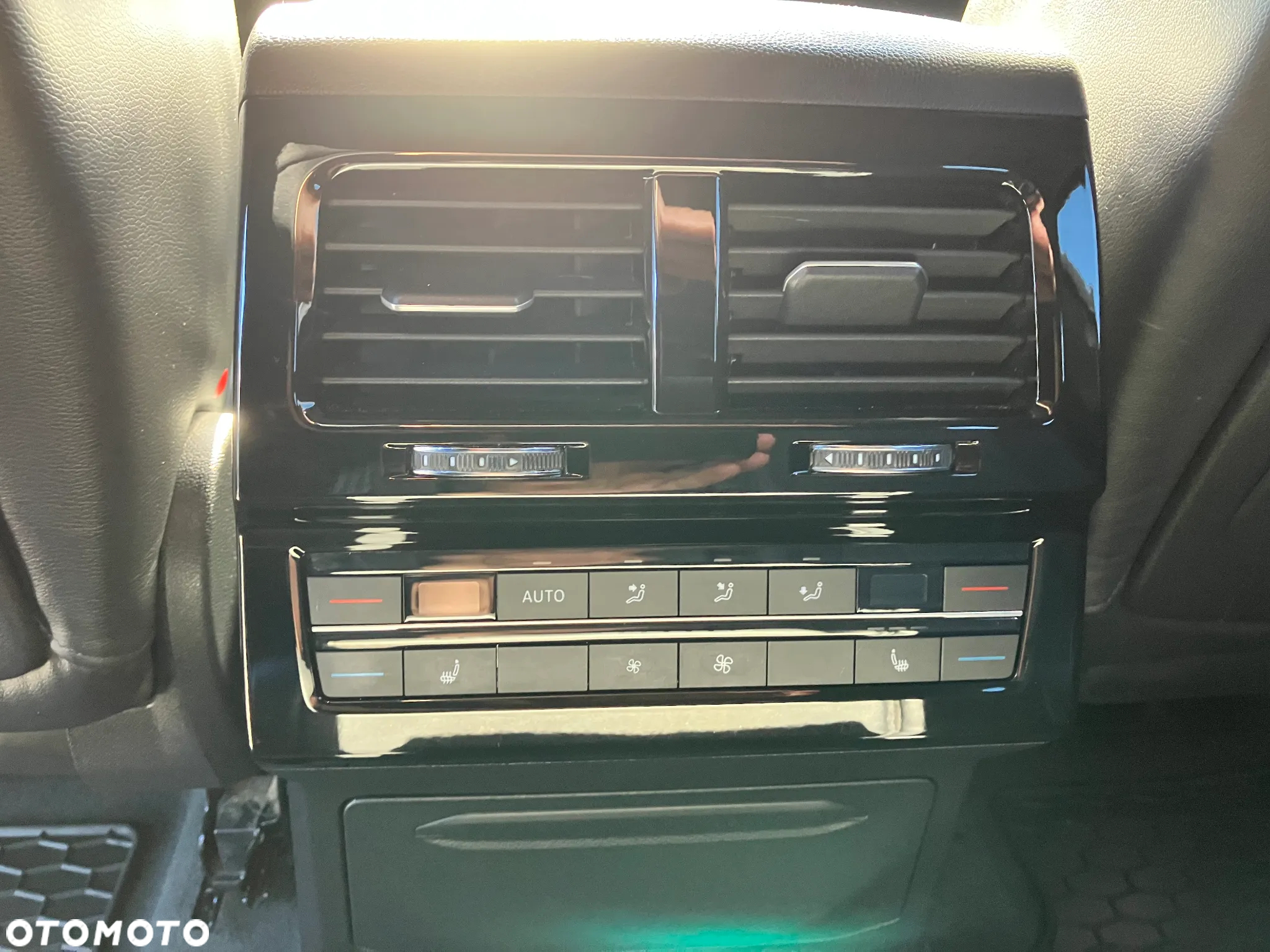 Volkswagen Touareg 3.0 V6 TDI SCR 4Mot R-Line - 19