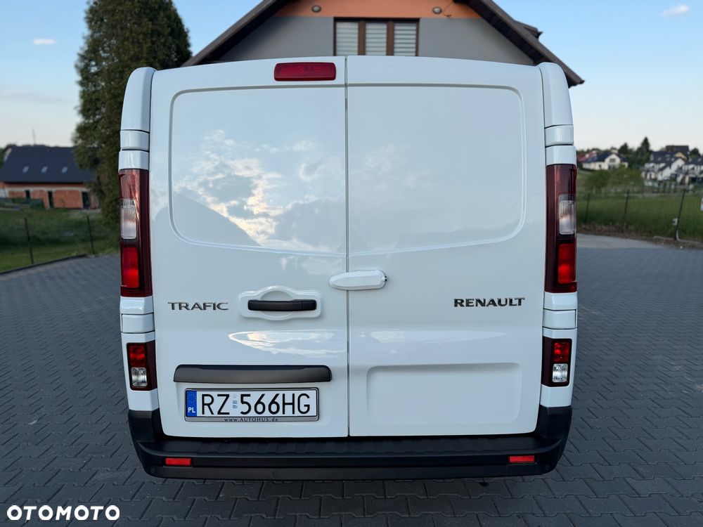 Renault Trafic - 8