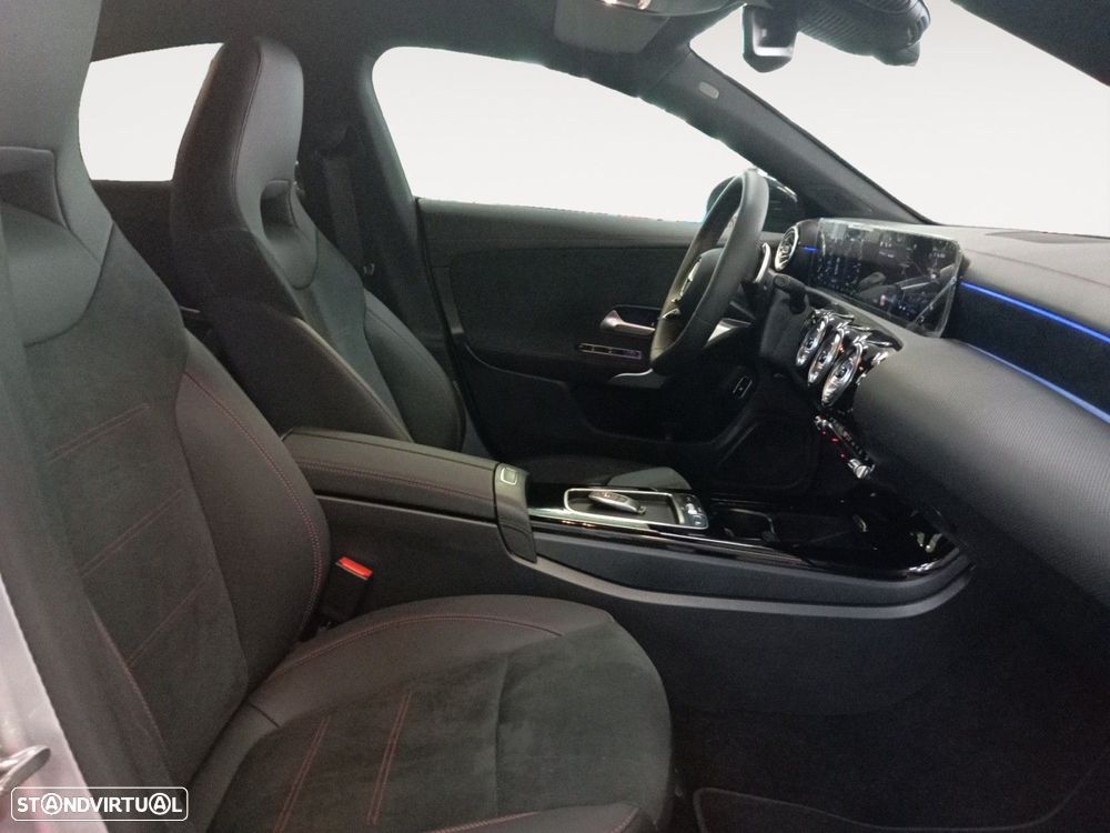 Mercedes-Benz CLA 250 - 13