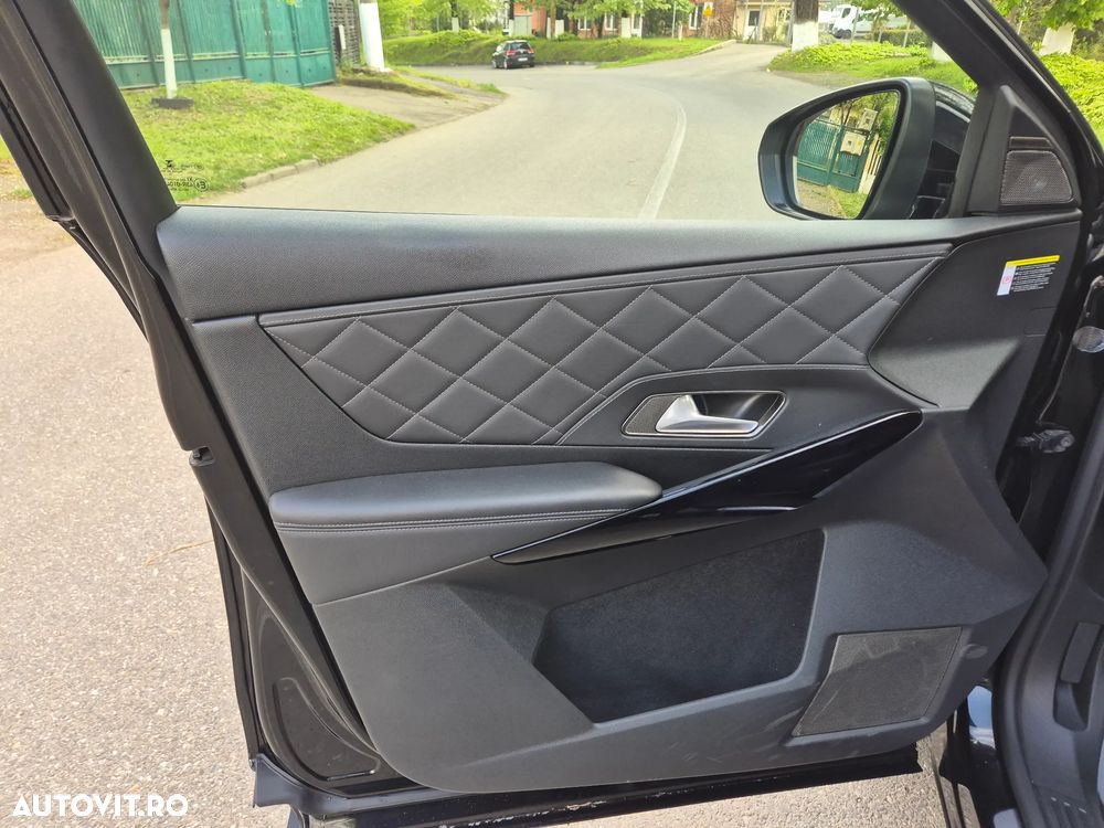 DS Automobiles DS 7 Crossback ver-crossback-bluehdi-180-aut-performance-line - 23