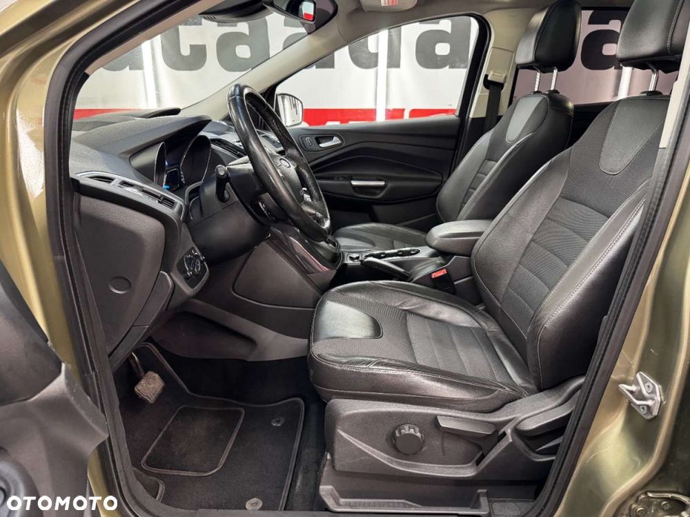 Ford Kuga - 22