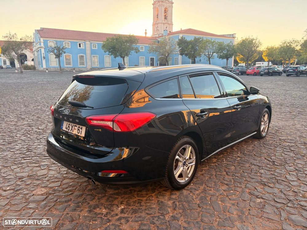 Ford Focus SW 1.5 TDCi EcoBlue Connected - 10