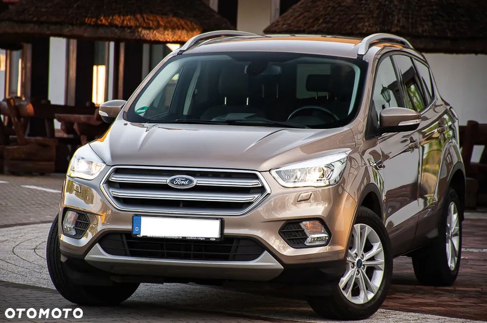 Ford Kuga 2.0 TDCi AWD Titanium - 3