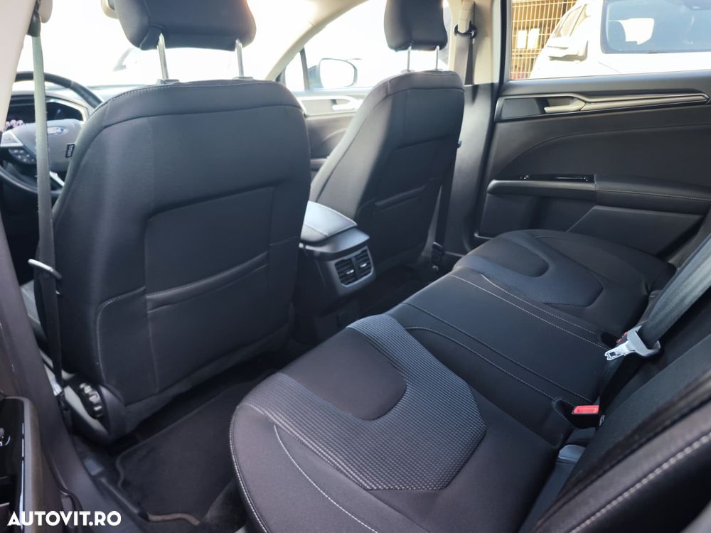 Ford Mondeo - 13