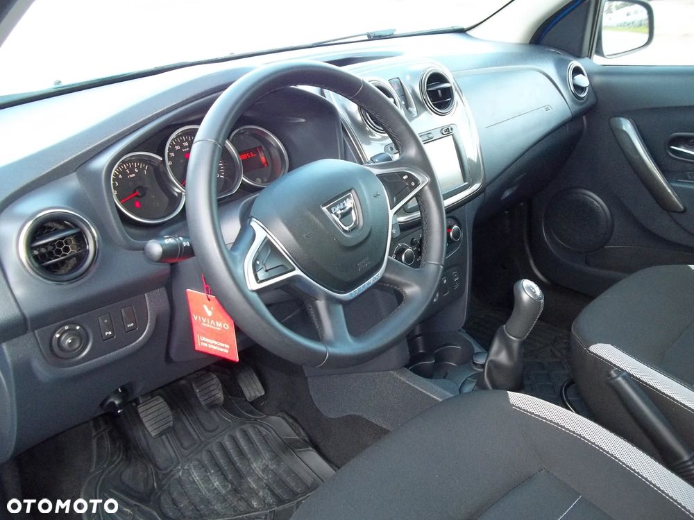 Dacia Sandero TCe 90 S&S Celebration - 10