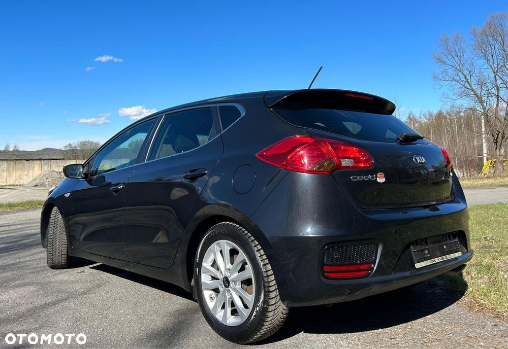 Kia Ceed - 3