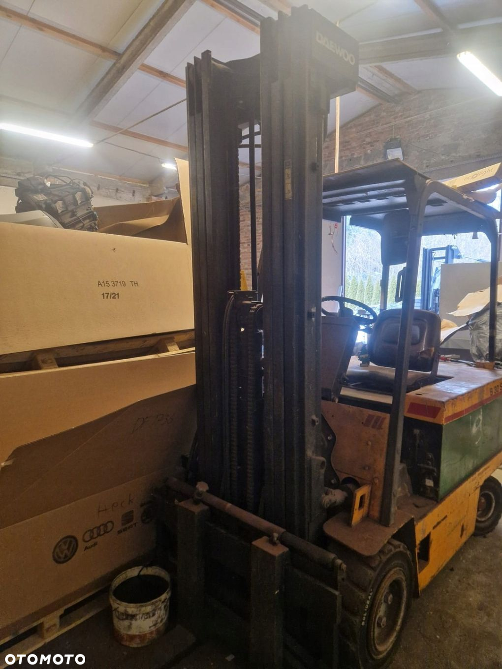 WÓZEK WIDŁOWY DAEWOO B30S MASZT SILNIK KOMPLETNY - 2