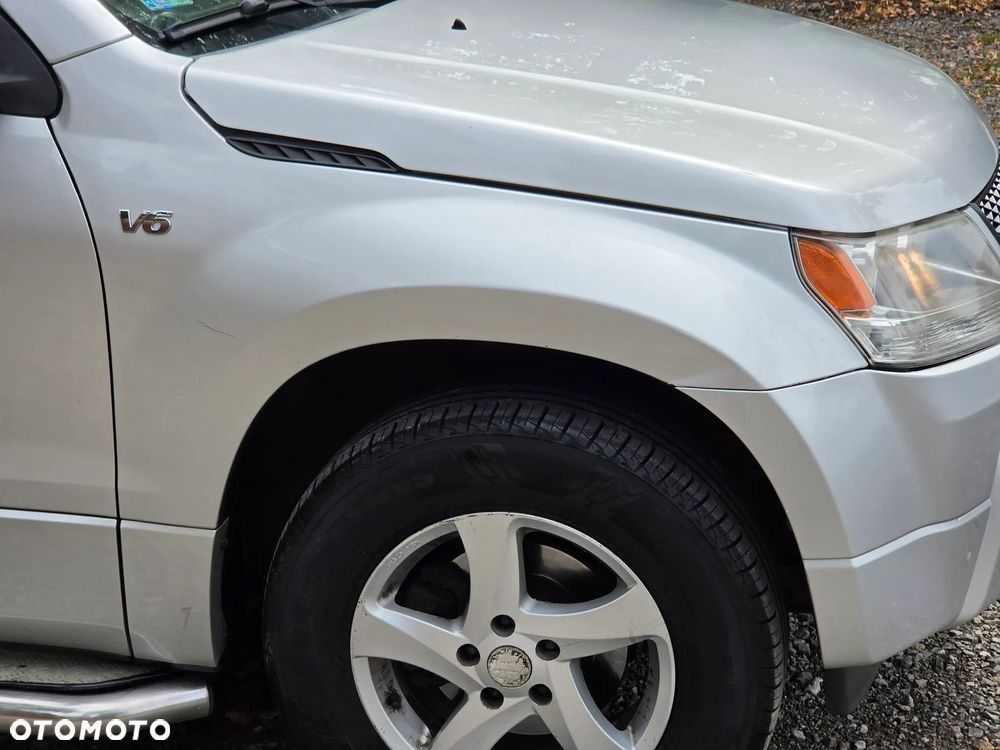 Suzuki Grand Vitara 2.7 V6 - 18
