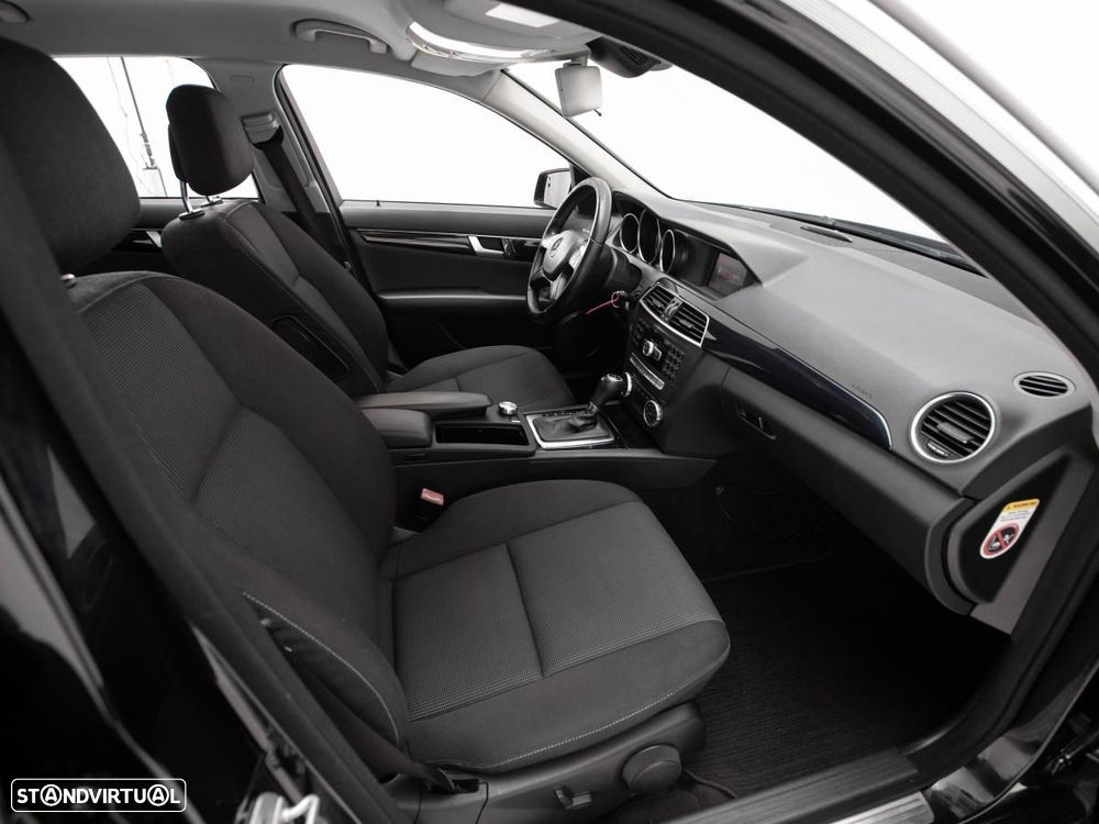 Mercedes-Benz C 200 - 8