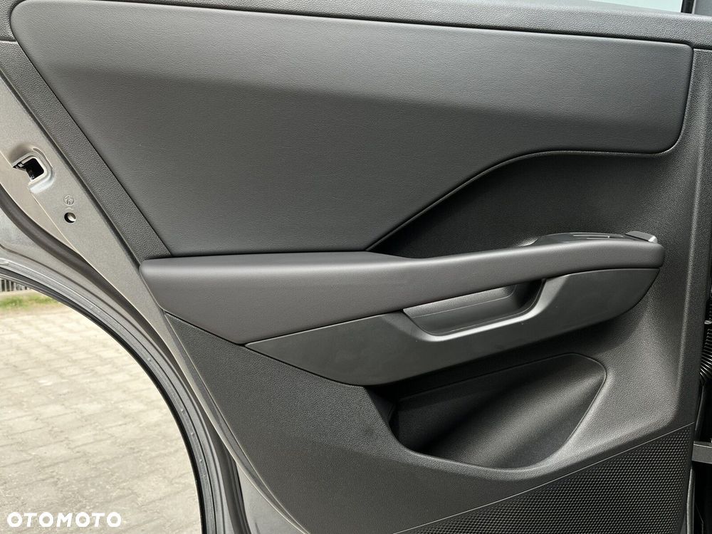 Volkswagen T-Roc - 26