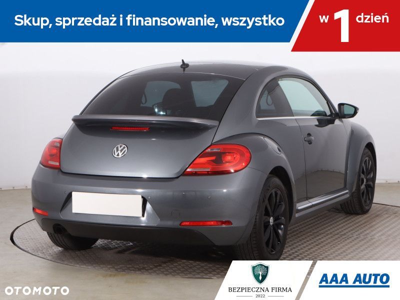 Volkswagen Beetle - 7