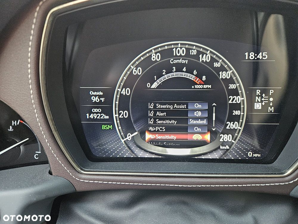 Lexus LS - 40