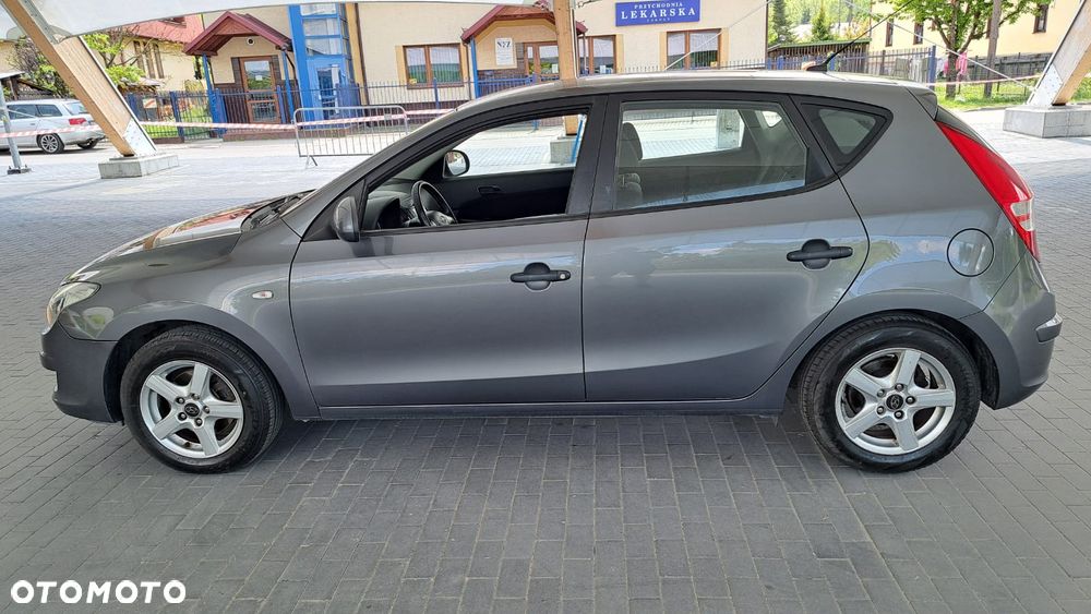 Hyundai i30 1.4 Base - 12