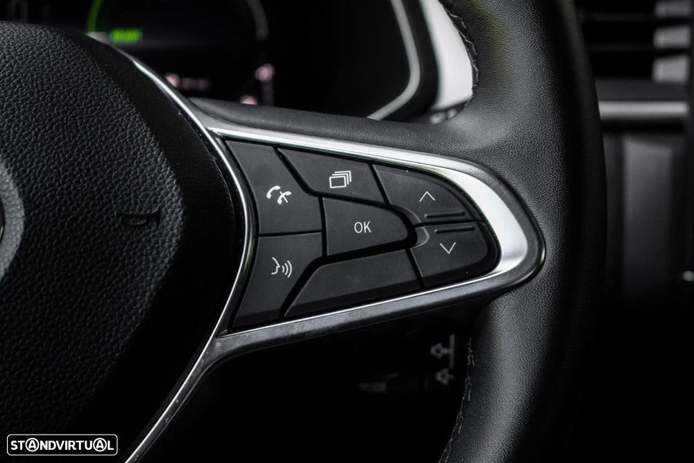 Renault Captur E-TECH 160 INTENS - 12