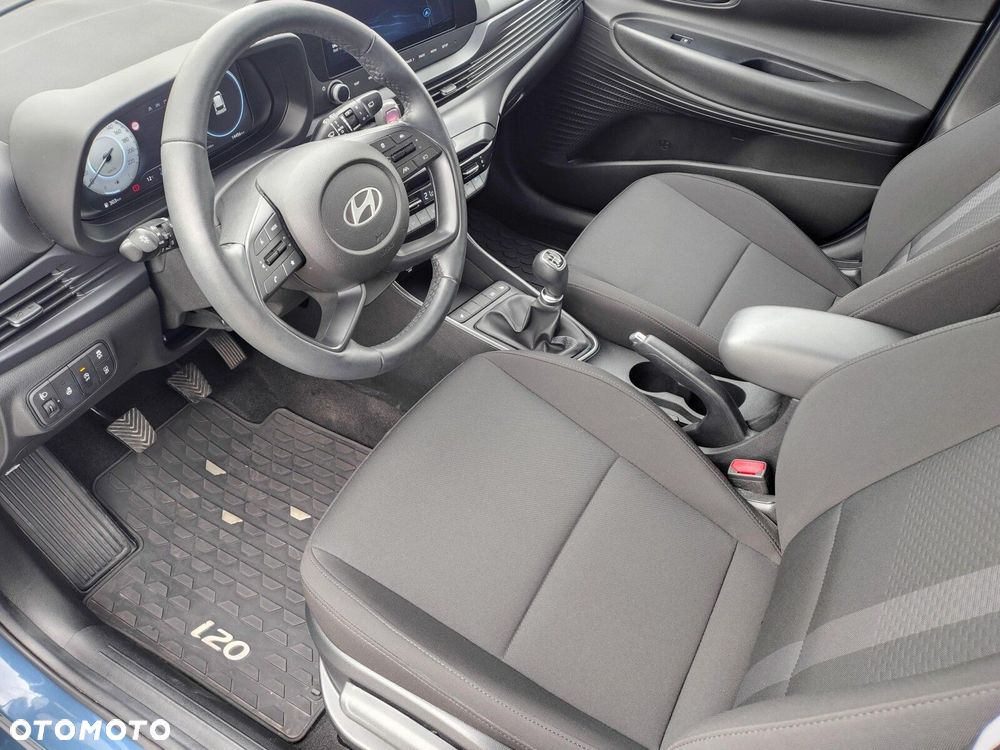 Hyundai i20 - 10