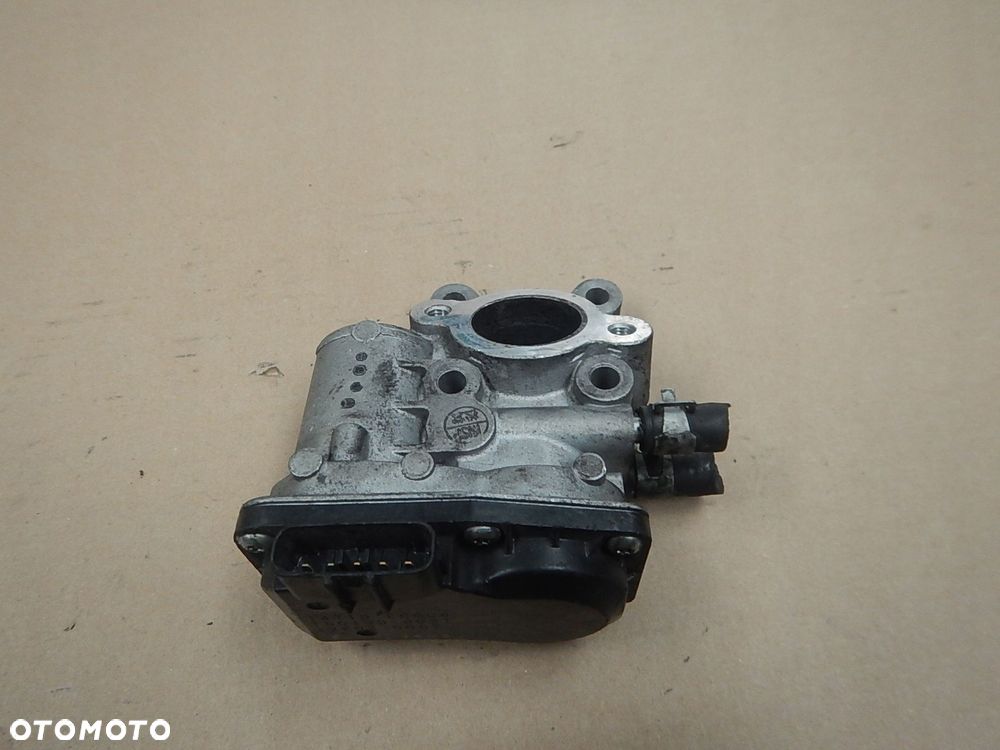 zawor egr renault maxity nissan cabstar 2.5 dci - 1