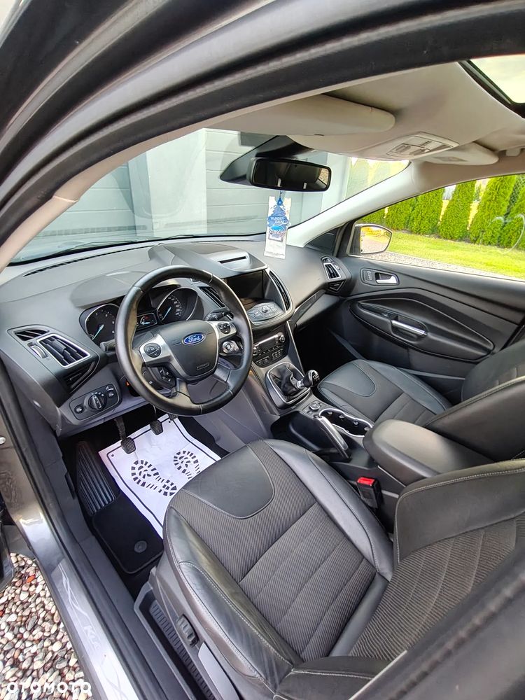 Ford Kuga - 8