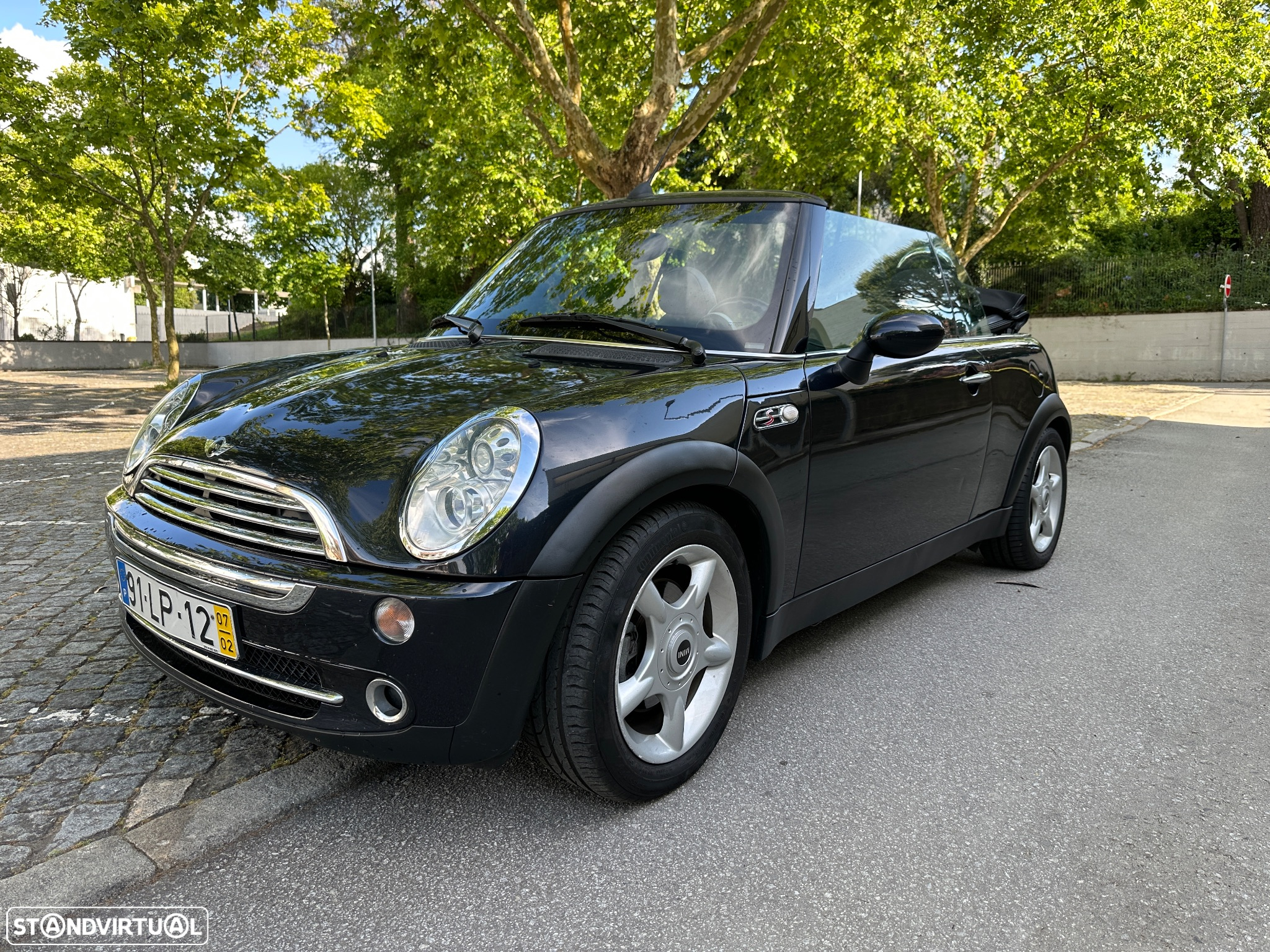 MINI Cabrio Cooper - 28