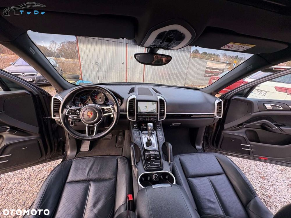 Porsche Cayenne Diesel Platinum Edition - 26