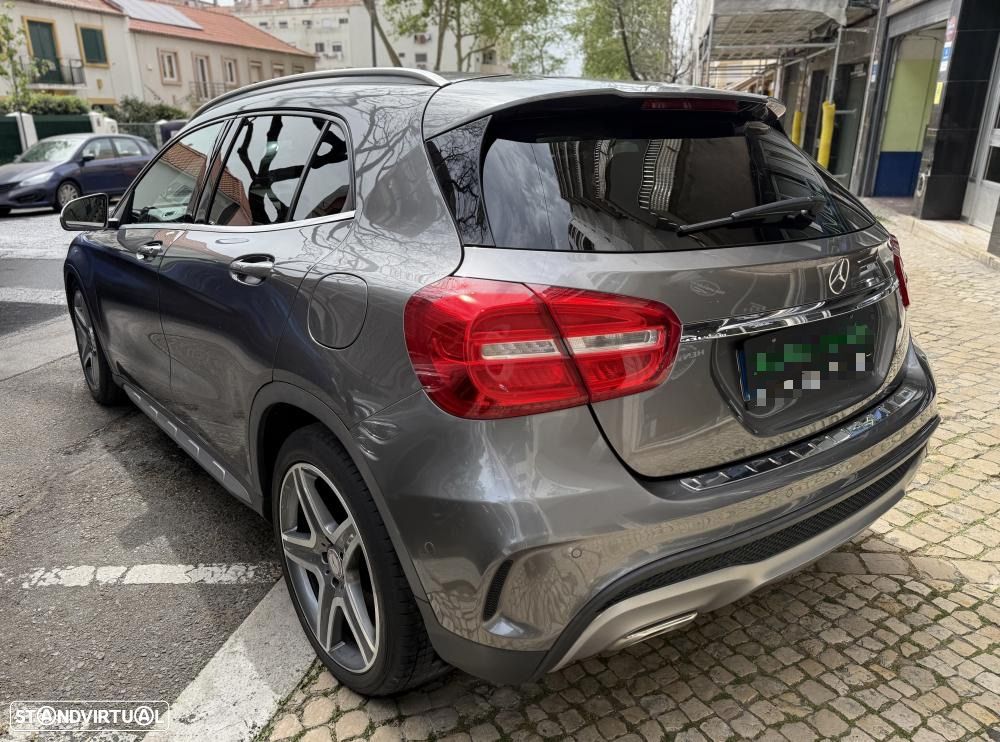 Mercedes-Benz GLA 180 d 7G-DCT AMG Line - 2