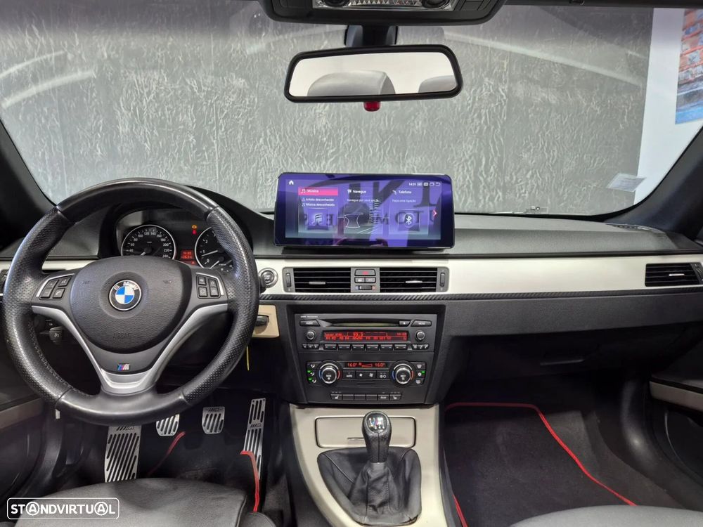 BMW 320 i Cabrio - 25