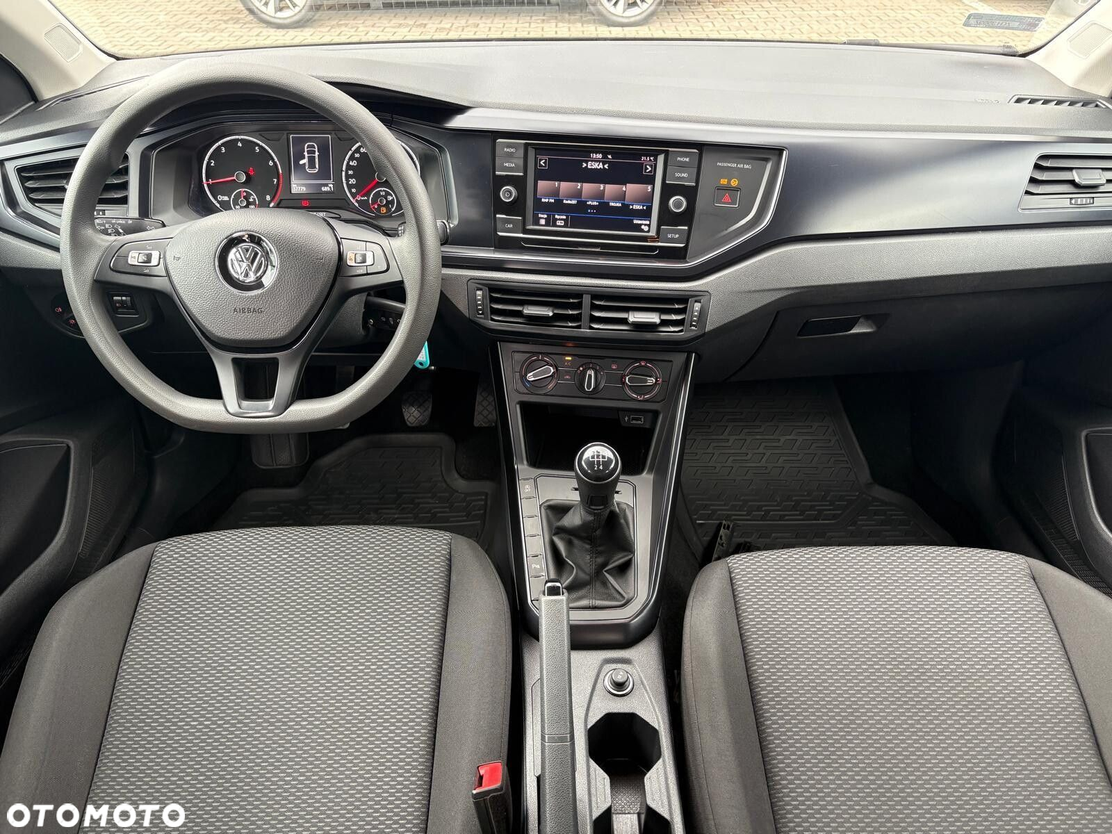 Volkswagen Polo - 10