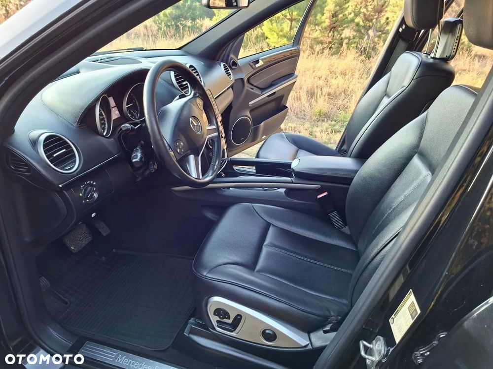 Mercedes-Benz GL 350 BlueTEC - 32