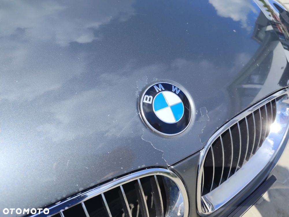 BMW Seria 5 525d - 14