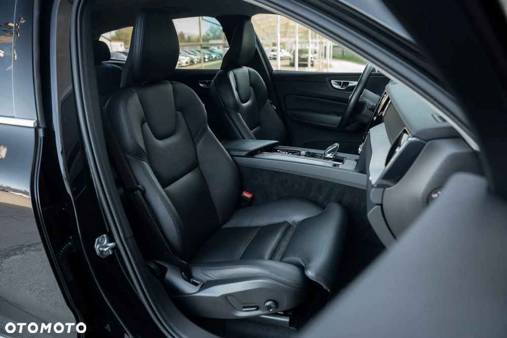 Volvo XC 60 B4 D Geartronic Inscription - 25