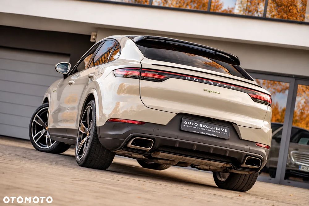 Porsche Cayenne - 24