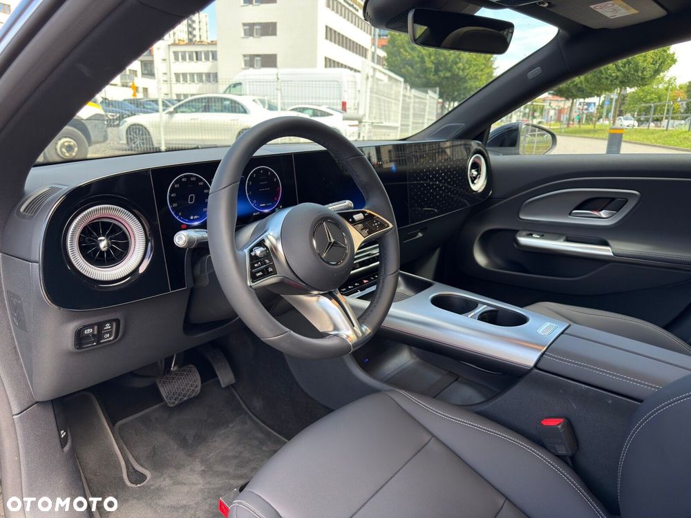 Mercedes-Benz CLA 200 mHEV 8G-DCT - 15