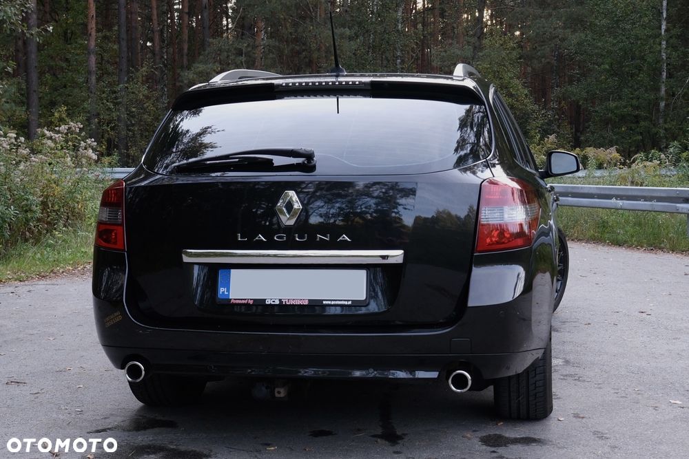 Renault Laguna 2010 photo 5