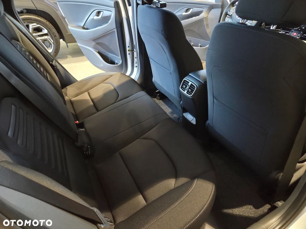 Hyundai i30 1.5 T-GDI 48V Smart DCT - 10